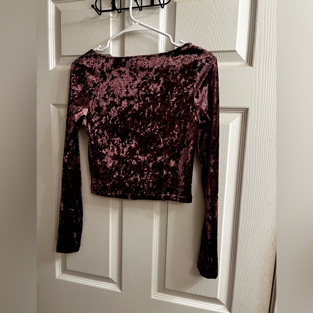 ABOUND~CRUSHED VELVET CROP TOP~SM - Picture 14 of 14